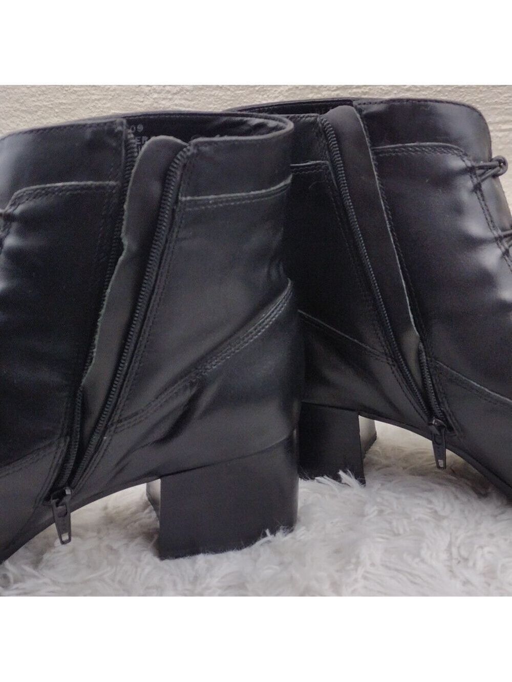 Karen Scott Betty Black Leather Upper Point Toe Side ZipBlocked Heel Ankle Boot - Picture 5 of 16
